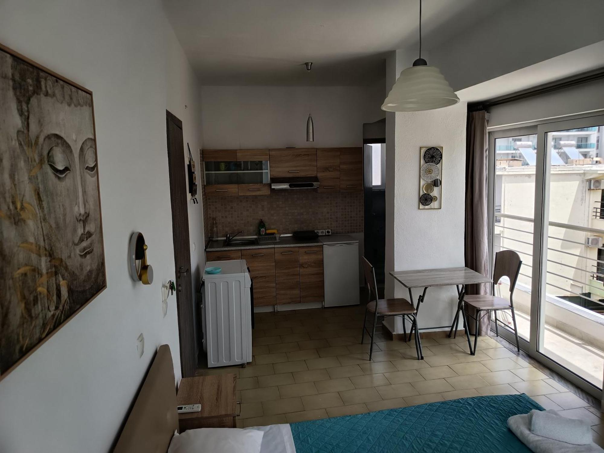 Lilian'S Seaview-Party Street-Youth Studios Rhodes City Quarto foto